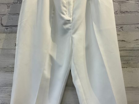 White Capris Clothes Mentor, Size 18 For Discount