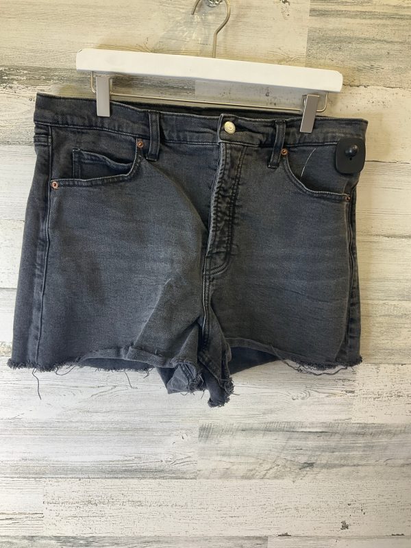 Black Denim Shorts Old Navy, Size 16 Sale