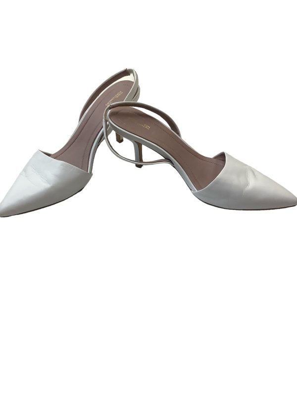 White Shoes Heels Kitten Diane Von Furstenberg, Size 7.5 For Sale