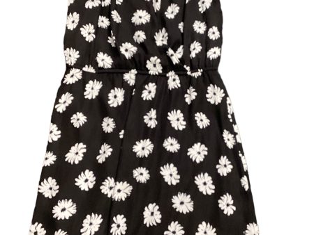 Black & White Dress Casual Midi Maurices, Size L on Sale